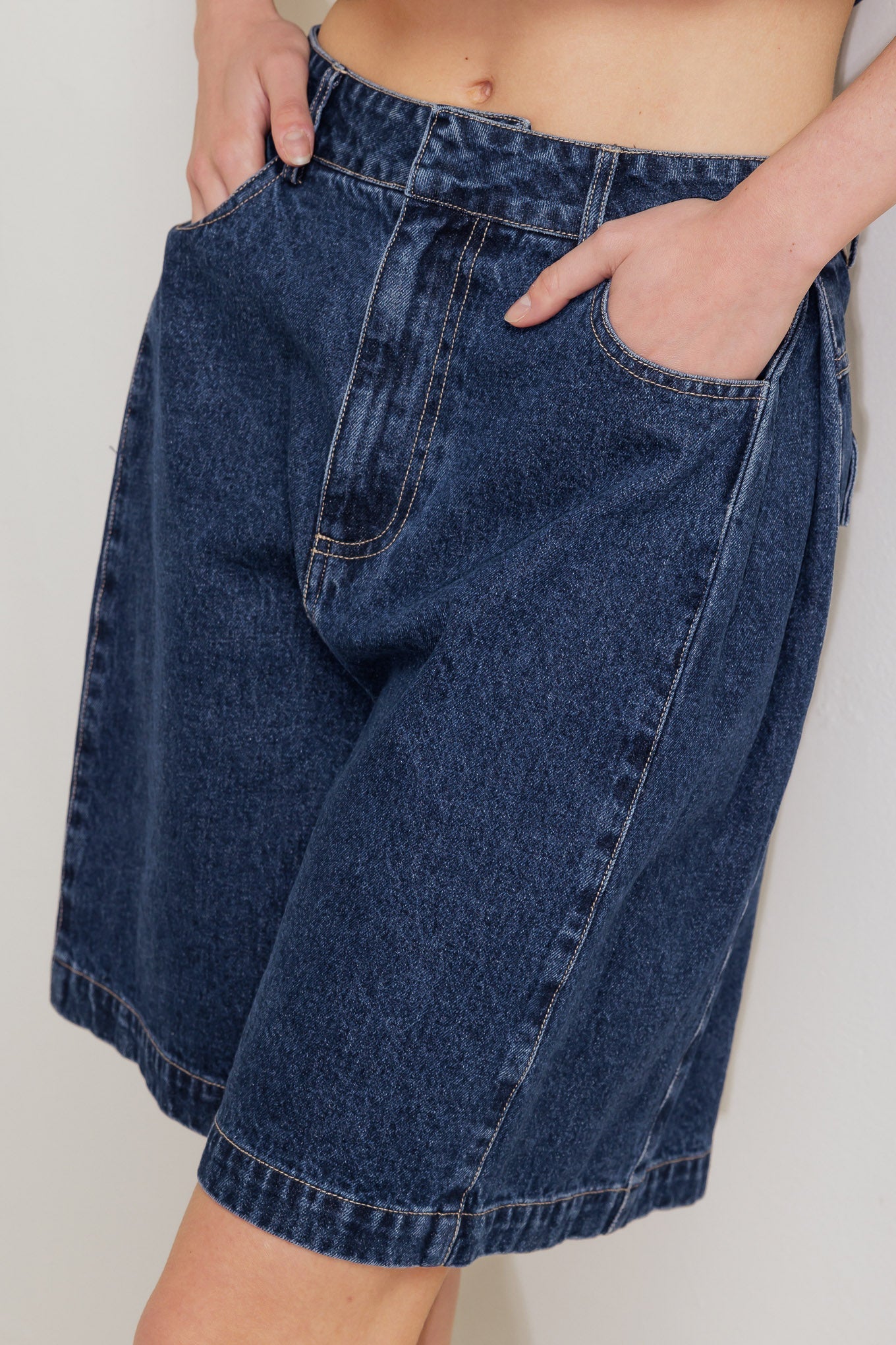 COFFEE PETAL DENIM SHORT Flying Tomato